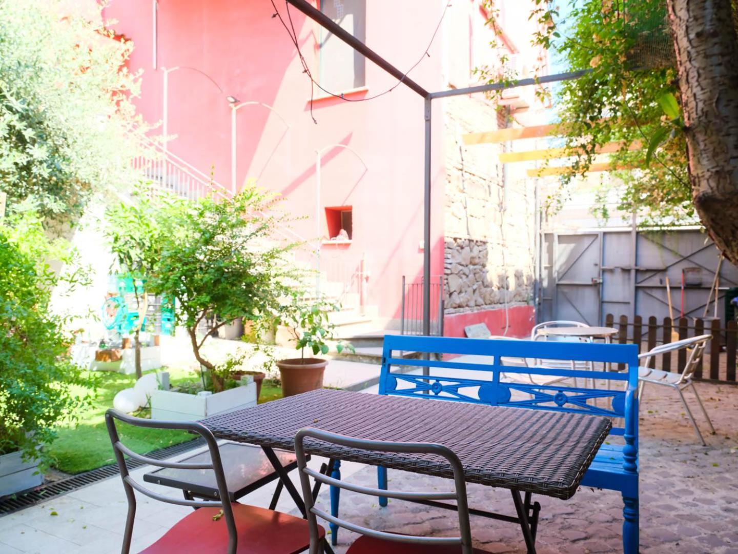 Il Giardino Dell'argano Rosso Appartamento *